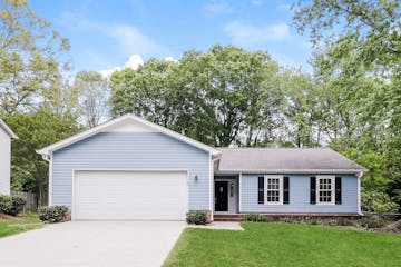 8912 RITTENHOUSE CIR CHARLOTTE, NC 28270